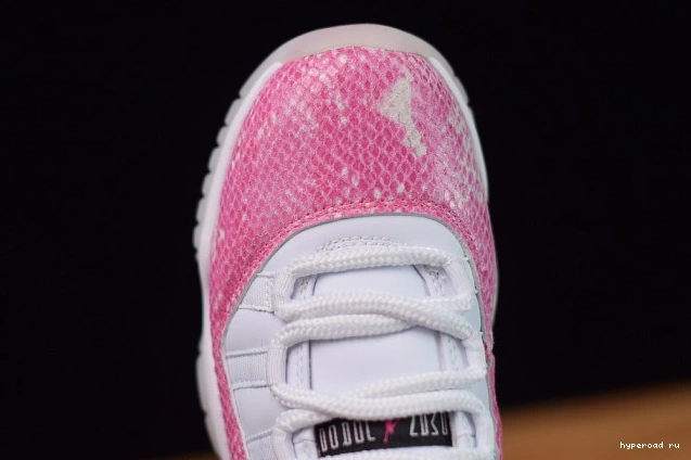 Air AH7860-106 Pink Snakeskin WMNS 11 Low Jordan 1022